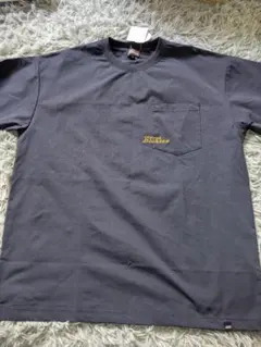 ダークグレー Tシャツ 左胸ポケット付き