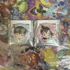 名探偵コナン　ロリポップ　ミニキャラ　缶バッジ2個セット　工藤新一　毛利蘭