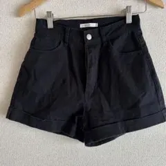 ショートパンツのサムネイル