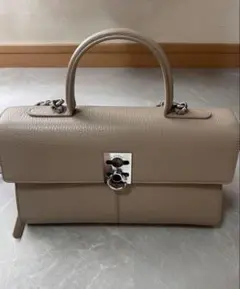 Item thumbnail for item a84bf87a-e72a-4355-908d-7b82afce95ba