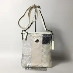 2508-292｜コーチ シグネチャー ショルダーバッグ ホワイト パッチワーク