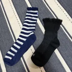 キッズ靴下ネイビーとホワイト フリル付き KP ニットプランナー 21-23cm