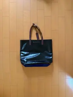 MARNI マルニ トートバッグ PVC バイカラー ブラック ブルー A4収納のサムネイル