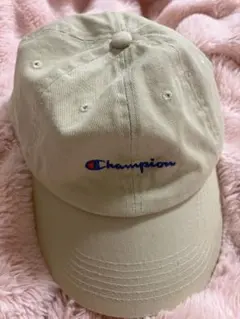 Champion ベージュ キャップ！