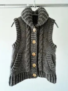 ニットベスト グレー