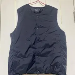 軽量ダウンポケッタブルノーカラーベストＬ　 無印良品