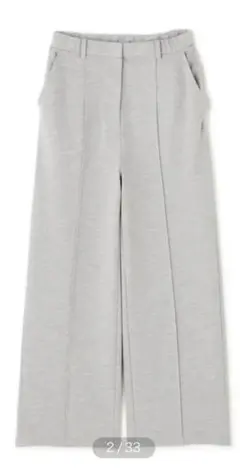 ナチュラルビューティーベーシック　スウェットのような綺麗なパンツ