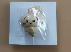 ちいかわ　ビスケット　マスコット　うさぎ