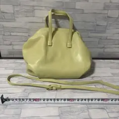 a.v.vライトイエロー グリーンショルダーバッグ