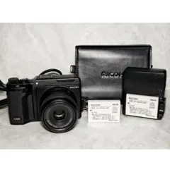 RICOH GXRボディ + A12 50mmF2.5macro