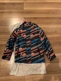 【美品】スノーウエアー　クイックシルバー