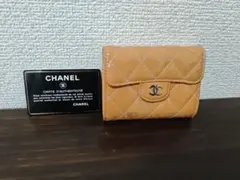 【本日限り】CHANEL 二つ折り財布 ベージュ キルティングのサムネイル