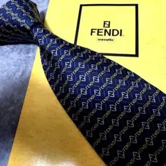 FENDI ネクタイ ハイブランド ソリッド グリーン FENDI ネクタイ ハイブランド ソリッド グリーン FENDI - 【高級