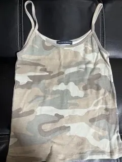 新品】Brandy Melville カモフラージュ 迷彩 タンクトップ - メルカリ