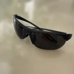 【NIKE】ブラック スポーツサングラス