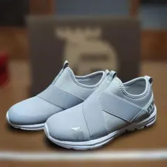 新品☆MOZ スニーカー・レディース【S】