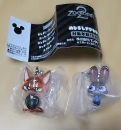 新品未使用　ズートピア めじるしアクセサリー タキシードニック　ジュディ　セット