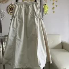 【新品】ハニーズ　スカート