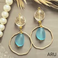 No.525★ライトブルー☆クリア☆フープ☆ゆらゆら☆水色☆ピアス☆イヤリング