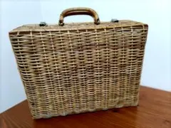 ラタン　　バスケット　レトロ　古道具　トランク　ピクニックのサムネイル