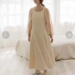 新品‼️flower レディフレアワンピース　アイボリー　キャミワンピ