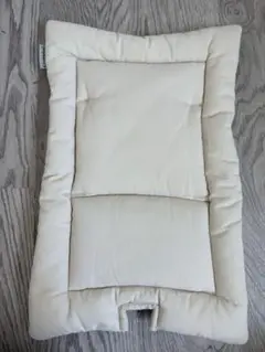 Leander クッションパッド クリーム色