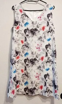【美品】ロイヤルパーティー 花柄プリントワンピース