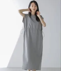 フロントドロストフレンチスリーブワンピースのサムネイル
