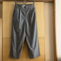 Item thumbnail for item 7d3b78d8-30b7-43a2-90d8-a3915081d41c