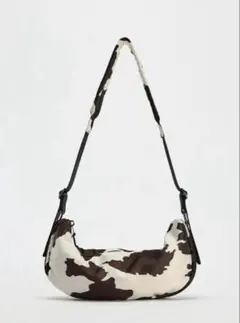 ZARA 牛柄　バッグ　ハラコ ZARA 牛柄ショルダーバッグ - メルカリ