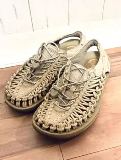 KEEN UNEEK キーン ユニーク サンダル ベージュ　24cm