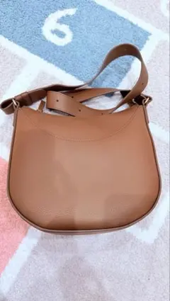 UNIQLO 新品未使用レザータッチワンハンドルバッグのサムネイル