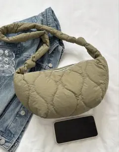 未使用品 キルティング ショルダーバッグ 緑 クロスボディバッグ