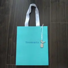 【銀座本店限定】ティファニー　バード チャーム付き ショッパー 　ショップ袋