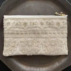 インド刺繍リボン　フラット　ハンドメイドポーチ　ホワイト