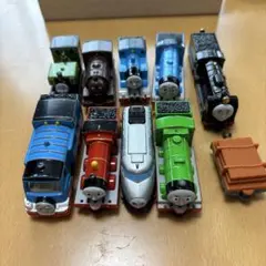 トミカ　きかんしゃトーマス 9台セットのサムネイル
