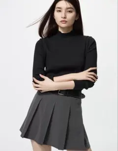 【美品】ユニクロ　リブハイネックT/長袖