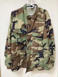 迷彩　ジャケット　ミリタリー