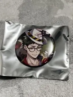 ツイステ 寮服 トレイ・クローバー 缶バッジ - メルカリ