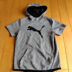 プーマ　フード付き半袖トップス　150cm