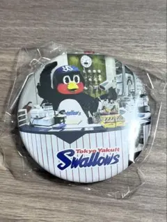 つば九郎 スタンド付缶バッチ　はたらく店鳥ガチャ