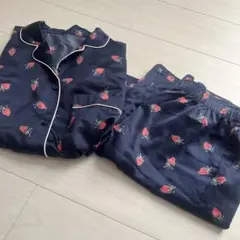 GUいちご サテンパジャマ 上下長袖