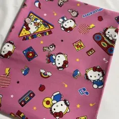 新作！大人気！安心の日本製　音楽ハローキティ プリント生地 綿　ピンク色