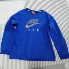 NIKE 青 トレーナー ロゴ入り　150
