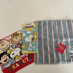 PEANUTS スヌーピー ミニタオル2枚　靴下のセット