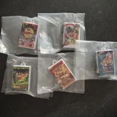 クレヨンしんちゃん ビデオテープミニチュアチャーム コレクション ガチャガチャ