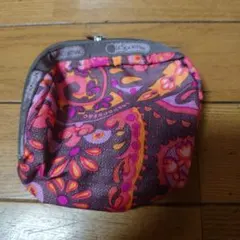 LeSportsac ペイズリー柄ポーチ
