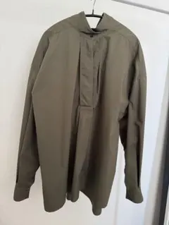 styling オリーブ色 スタンドカラーシャツ 長袖のサムネイル