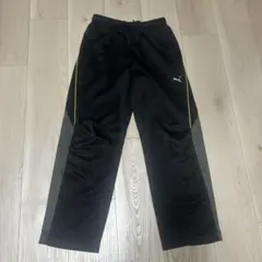 140サイズ　プーマPUMA ブラック　ジャージズボン