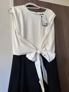 春セール新品タグマーリエパーエフデ大きい23リボンモノトーンスリーブレスドレス